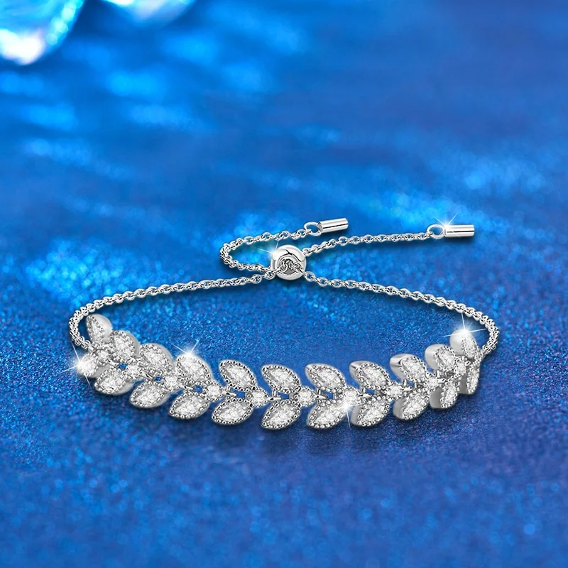 KNRIQUEN Moissanite Bracelet D Color 925 Sterling Silver 18K White Gold Plated Diamond Test Passed Jewelry Gift for Women
KNRIQUEN Moissanite Bracelet D Color 925 Sterling Silver 18K White Gold Plated Diamond Test Passed Jewelry Gift for Women