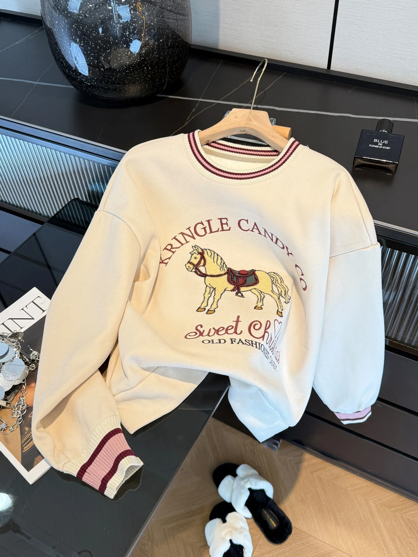 Уникальный цветной свитер с узлом, женский, повседневный, весна-осень, в корейском стиле, шик, милый, универсальный, свободный крой, длинный...
Уникальный цветной свитер с узлом, женский, повседневный, весна-осень, в корейском стиле, шик, милый, универсальный, свободный крой, длинный...