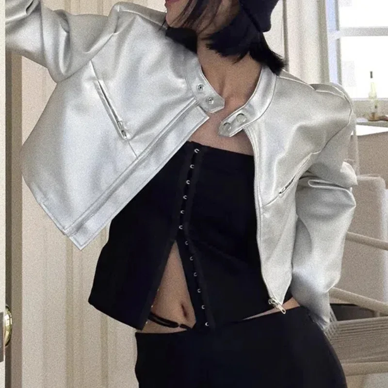 Women's Jacket Autumn Silver Stand Collar Zipper Leather Jacket Spicy Girl Street Personality Slim Fit Crop Versatile Jacket
Women's Jacket Autumn Silver Stand Collar Zipper Leather Jacket Spicy Girl Street Personality Slim Fit Crop Versatile Jacket