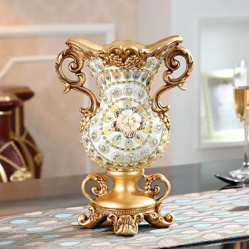 Luxury European Resin Vase Stereoscopic Dried Fowers Arrangement Wobble Plate Living Room Entrance Ornaments Home Decorations
Luxury European Resin Vase Stereoscopic Dried Fowers Arrangement Wobble Plate Living Room Entrance Ornaments Home Decorations