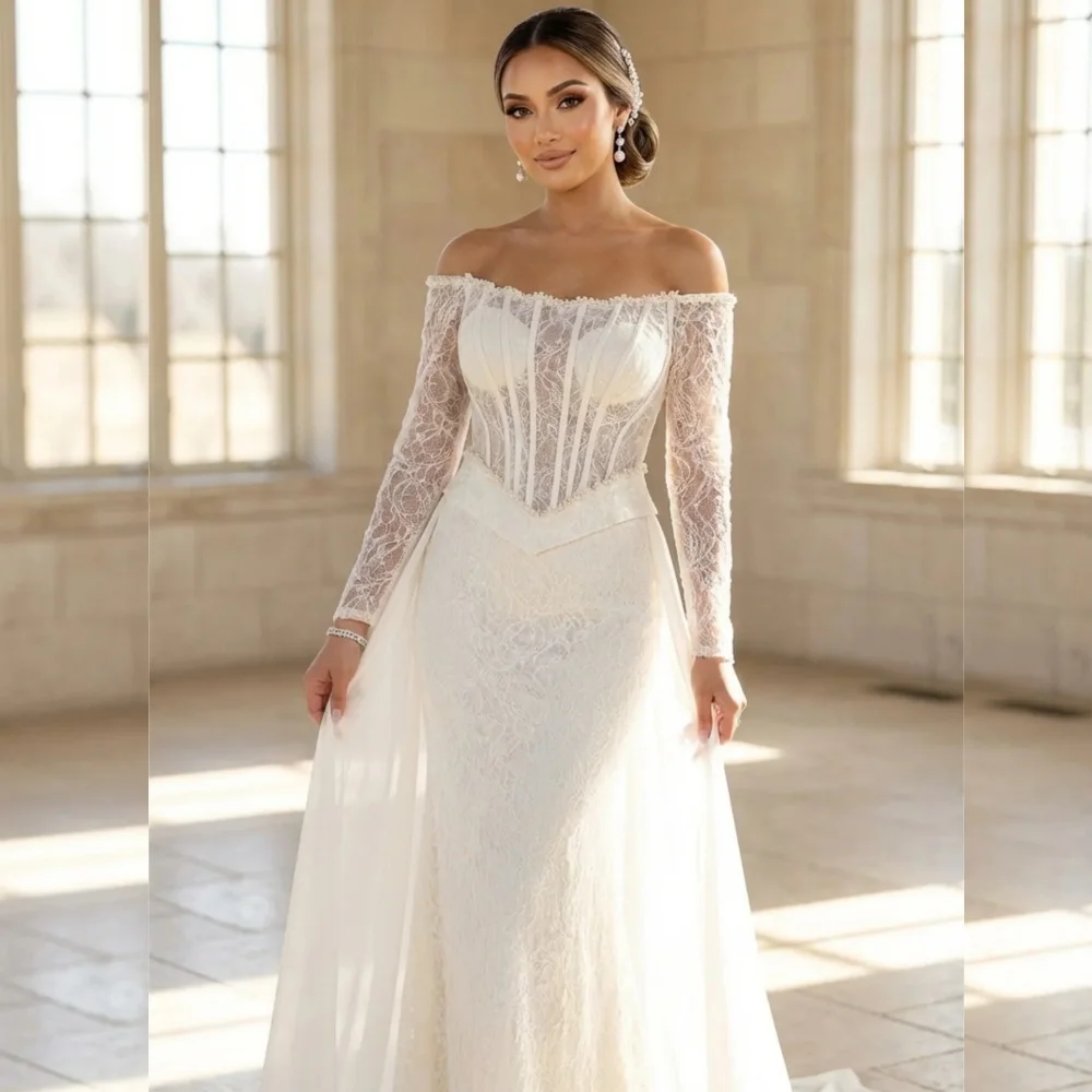 Изысканное свадебное платье на заказ: кружевное, с открытыми плечами, фасон «русалка», длинное, для особых случаев
Изысканное свадебное платье на заказ: кружевное, с открытыми плечами, фасон «русалка», длинное, для особых случаев