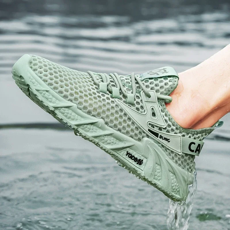 Летняя обувь для мужчин, кроссовки, повседневные сетчатые спортивные лоферы на открытом воздухе, дышащие теннисные кроссовки для бега и пешего туризма, роскошные дизайнерские лоферы на платформе
Летняя обувь для мужчин, кроссовки, повседневные сетчатые спортивные лоферы на открытом воздухе, дышащие теннисные кроссовки для бега и пешего туризма, роскошные дизайнерские лоферы на платформе