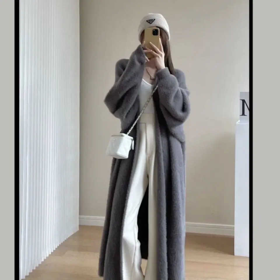 Fluffy Long Cardigan Women Elegant Long Sleeve Fur Loose Female Knit Sweater Coat 2023 Autumn Winter Street Maxi Lady Outwear
Fluffy Long Cardigan Women Elegant Long Sleeve Fur Loose Female Knit Sweater Coat 2023 Autumn Winter Street Maxi Lady Outwear