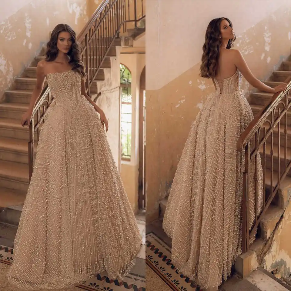 Vintage A Line Wedding Dresses Strapless Sleeveless Pearl Backless Evening Party Gowns Vestido De Noiva Court Train Customized
Vintage A Line Wedding Dresses Strapless Sleeveless Pearl Backless Evening Party Gowns Vestido De Noiva Court Train Customized