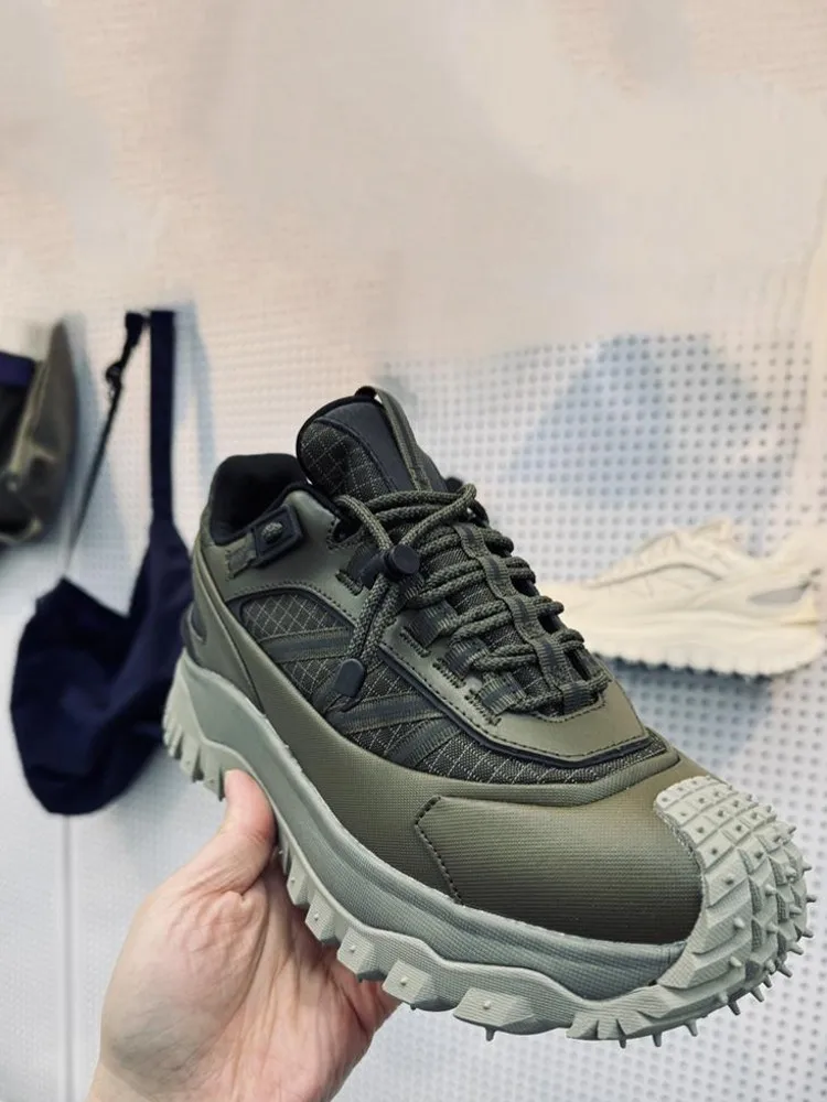 Мужские и женские дышащие кроссовки для активного отдыха на природе с шнуровкой, в стиле пэчворк, на толстой подошве, увеличивающие рост, для спорта, походов и комфортного восхождения.
Мужские и женские дышащие кроссовки для активного отдыха на природе с шнуровкой, в стиле пэчворк, на толстой подошве, увеличивающие рост, для спорта, походов и комфортного восхождения.