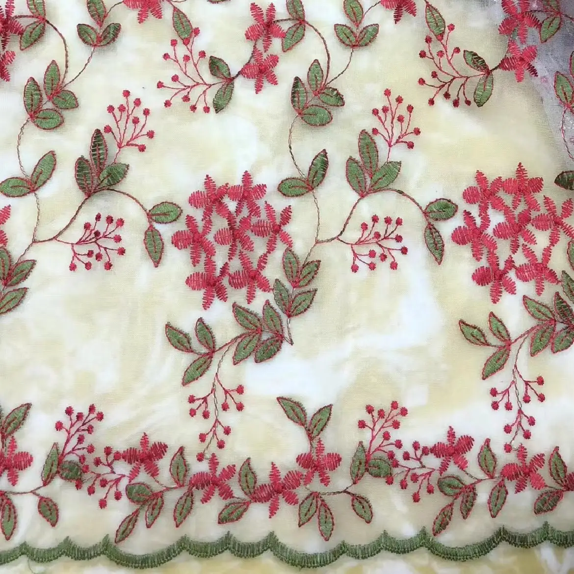 1 Yard 3D Embroidered Lace Mesh Fabric Pink/Red 1.3m Wide for Wedding Gown Stage Dress DIY Elegant Vintage
1 Yard 3D Embroidered Lace Mesh Fabric Pink/Red 1.3m Wide for Wedding Gown Stage Dress DIY Elegant Vintage