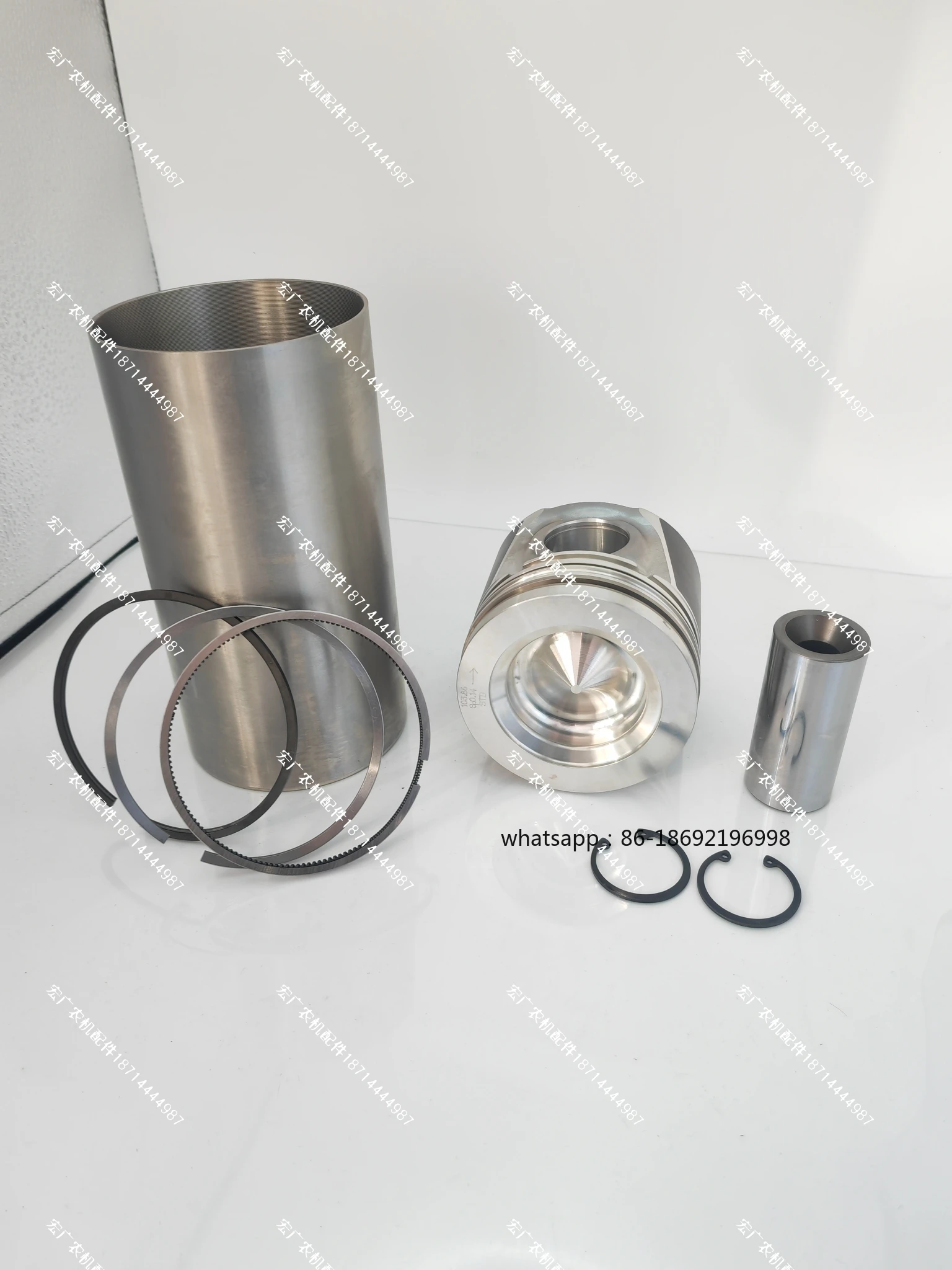 210FPT Engine Four Supporting Piston Piston Rings 21042304 New Holland 21042304 Tractors
210FPT Engine Four Supporting Piston Piston Rings 21042304 New Holland 21042304 Tractors