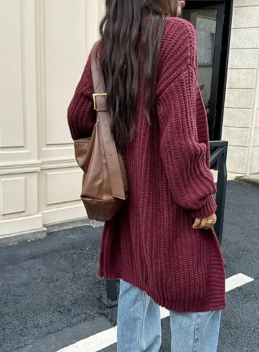 Autumn and Winter 2025 Solid Color Fashion Y2K Spicy Girl Wool Knitted Cardigan Coat Women's Lantern Sleeve Loose Knitted Coat
Autumn and Winter 2025 Solid Color Fashion Y2K Spicy Girl Wool Knitted Cardigan Coat Women's Lantern Sleeve Loose Knitted Coat