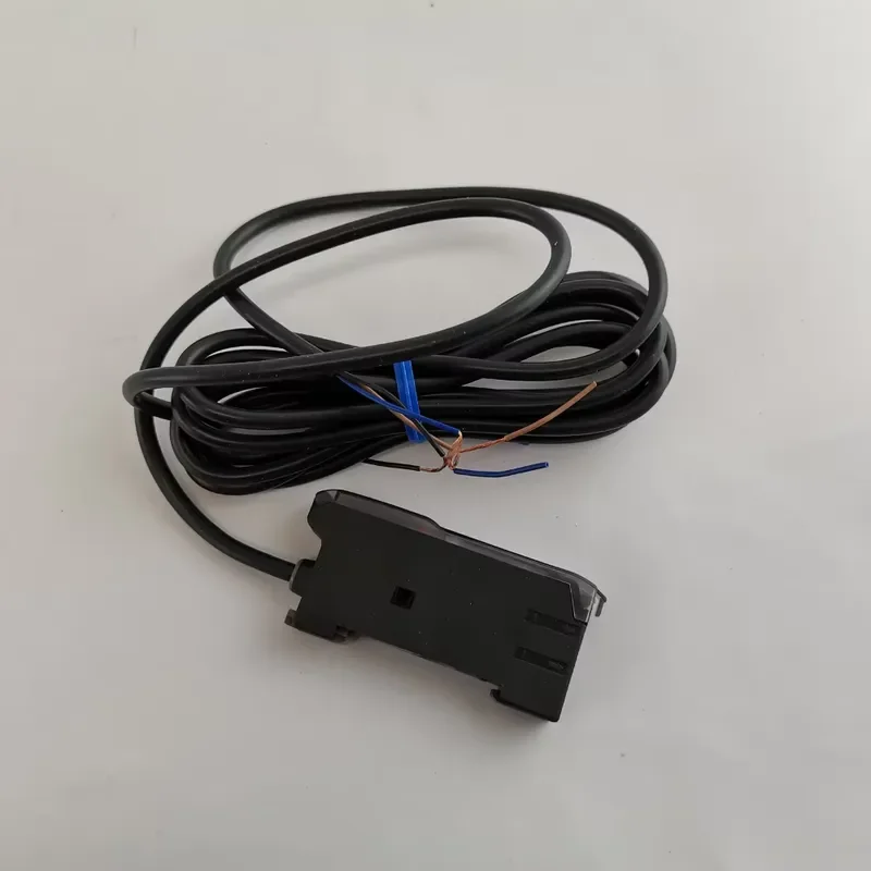 E2E-S05S12-WC-C1 2M E2E Proximity Sensors Short Body Sensor
E2E-S05S12-WC-C1 2M E2E Proximity Sensors Short Body Sensor