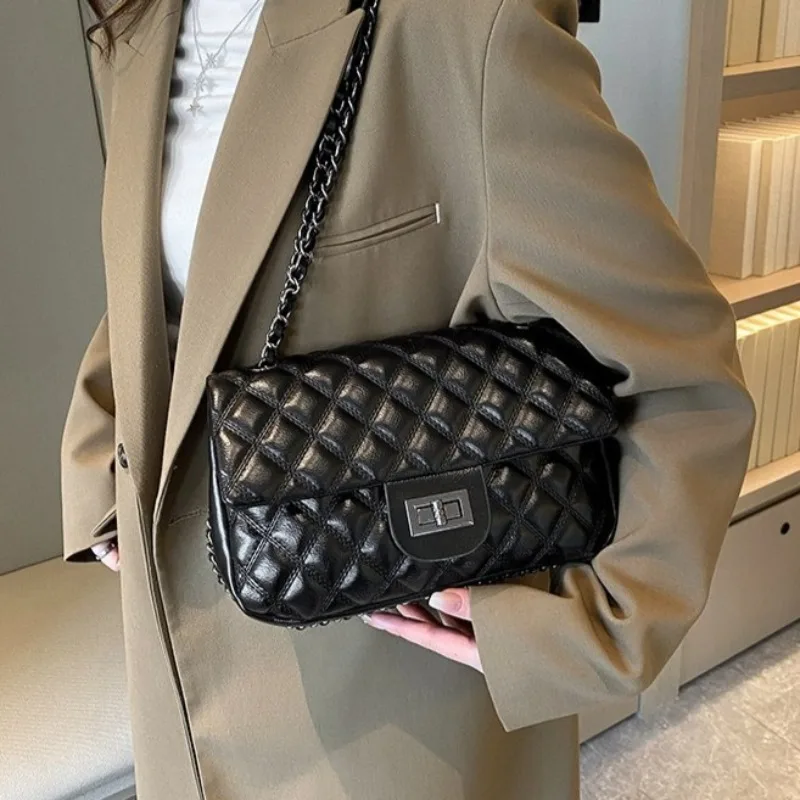 Female Minimalist Handbag Sleek Design For Work Essentials And Personal Items Modern Aesthetic
Female Minimalist Handbag Sleek Design For Work Essentials And Personal Items Modern Aesthetic
