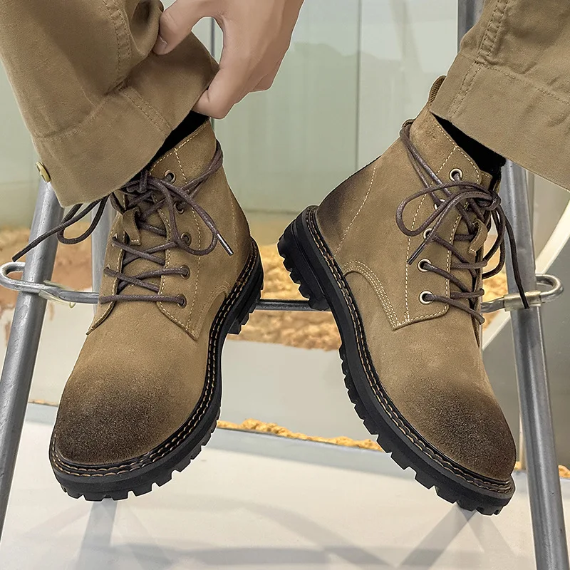 High Quality Men's Retro British Suede Leather Ankle Boots Lace Up Non-slip Thick Sole Casual Work Boots for Men Outdoor Footwea
High Quality Men's Retro British Suede Leather Ankle Boots Lace Up Non-slip Thick Sole Casual Work Boots for Men Outdoor Footwea