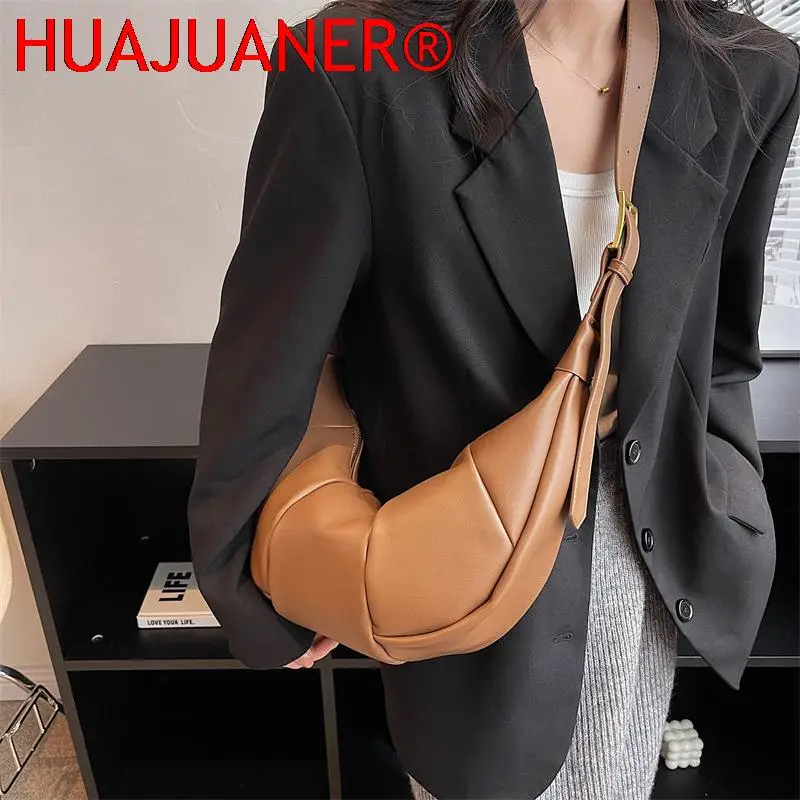 2023 Small Half-moon Crossbody Bags for Women casual Trend Designer Fashion Simple Leather Handbags Hobo Bag messenger bag
2023 Small Half-moon Crossbody Bags for Women casual Trend Designer Fashion Simple Leather Handbags Hobo Bag messenger bag