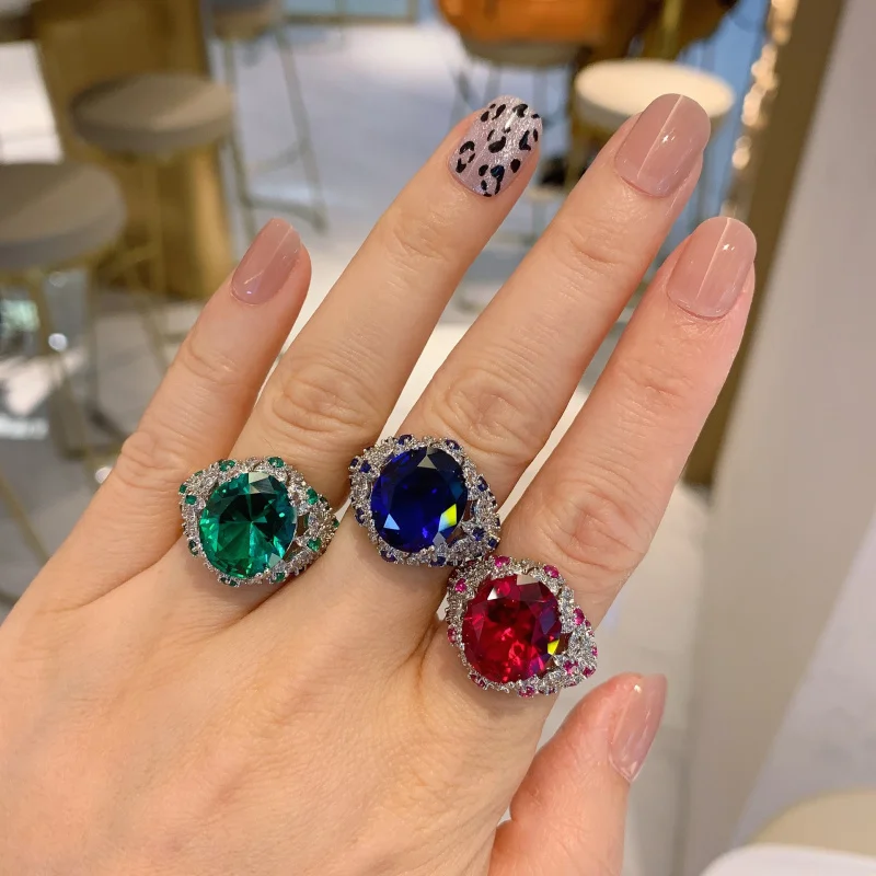 European and American popular vintage colored gemstone rings, elegant jewelry, vintage rings with a main stone of 12*14
European and American popular vintage colored gemstone rings, elegant jewelry, vintage rings with a main stone of 12*14