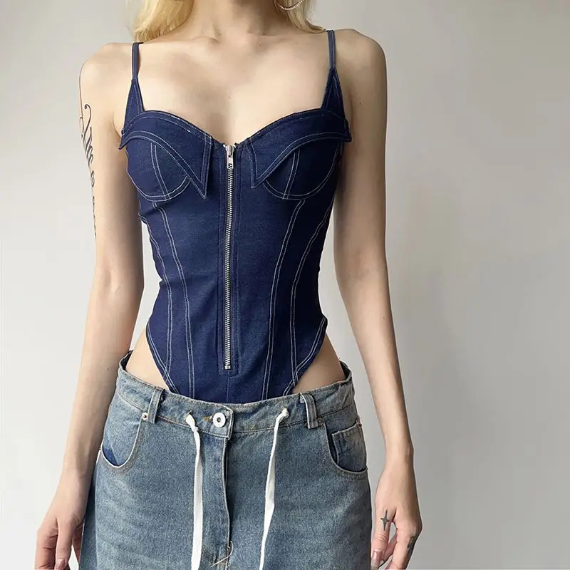 Low-cut Sexy Denim Sleeveless Vest High Street Babes Are Versatile and Skinny Onesies
Low-cut Sexy Denim Sleeveless Vest High Street Babes Are Versatile and Skinny Onesies