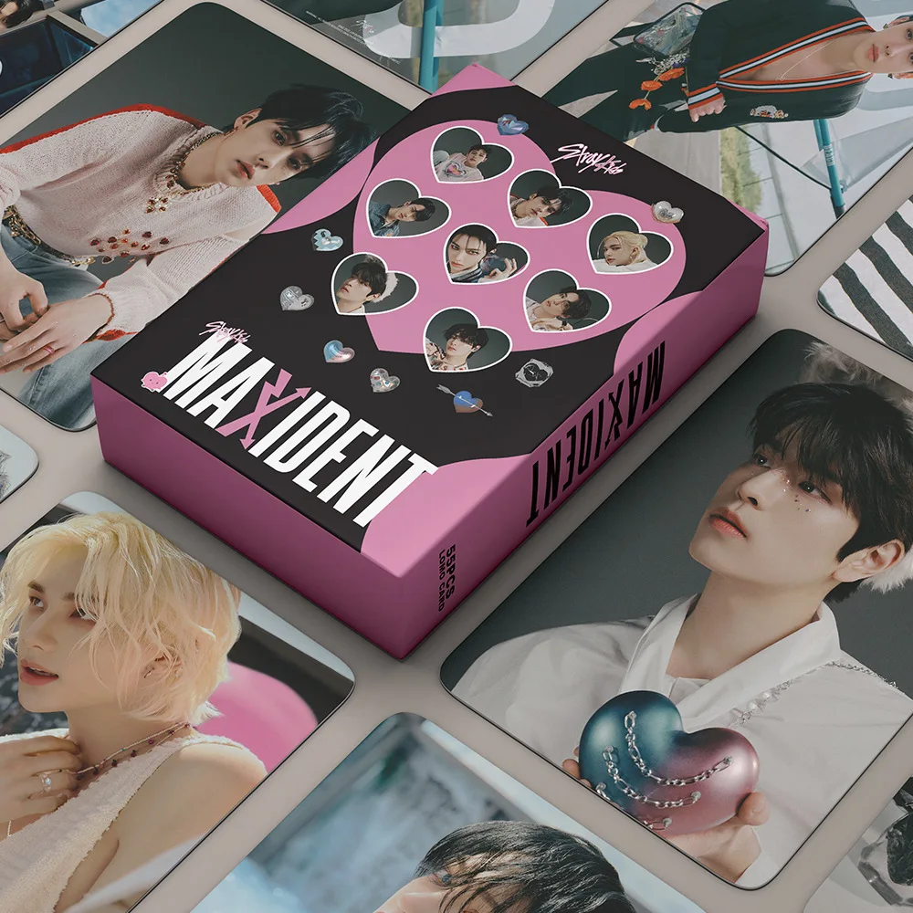55PCS new Stray Kids skzoo BangChan HAN Hyun jin Felix photo cards greeting cards posters LOMO cards holiday gifts
55PCS new Stray Kids skzoo BangChan HAN Hyun jin Felix photo cards greeting cards posters LOMO cards holiday gifts