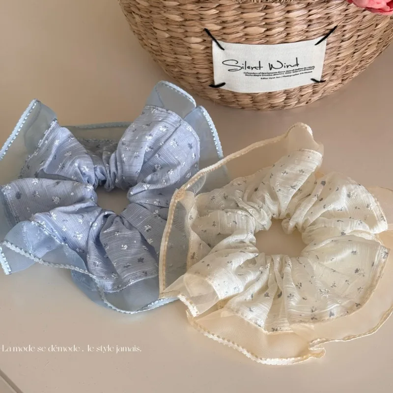 Mori floral light yarn large intestine hair band female gentle advanced hair rope head flower accessories
Mori floral light yarn large intestine hair band female gentle advanced hair rope head flower accessories