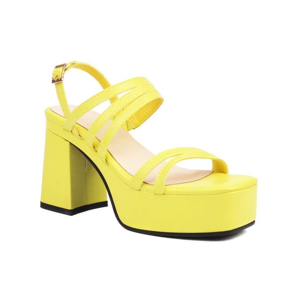 Luxury Sandals Women Designer Sexy Fashion Peep Toe High Heels Buckle Strap Platform Wedding Shoes Bride Zapatos De Mujer 1929
Luxury Sandals Women Designer Sexy Fashion Peep Toe High Heels Buckle Strap Platform Wedding Shoes Bride Zapatos De Mujer 1929