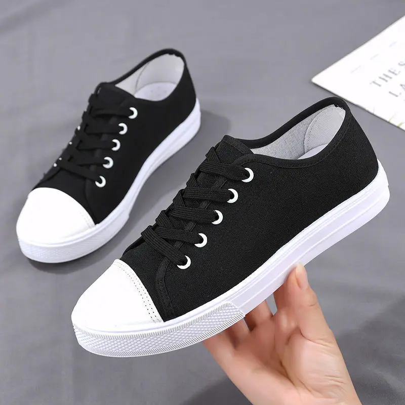 Canvas shoes 2025 Spring and Autumn flat bottom low top board shoes versatile student shoes Korean version casual shoes
Canvas shoes 2025 Spring and Autumn flat bottom low top board shoes versatile student shoes Korean version casual shoes