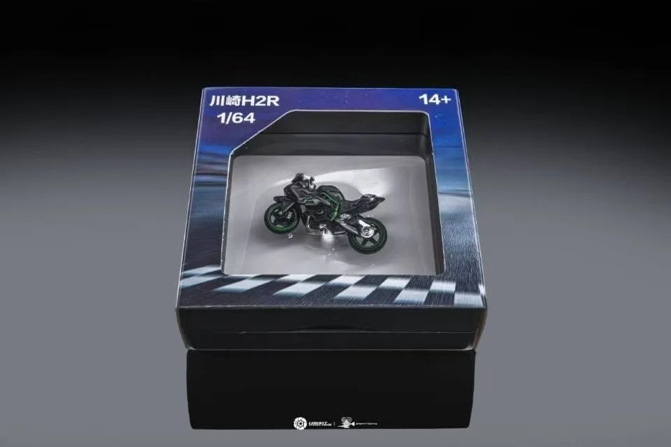 Мотоцикл Kawasaki H2R 1:64, черный, модель из сплава
Мотоцикл Kawasaki H2R 1:64, черный, модель из сплава