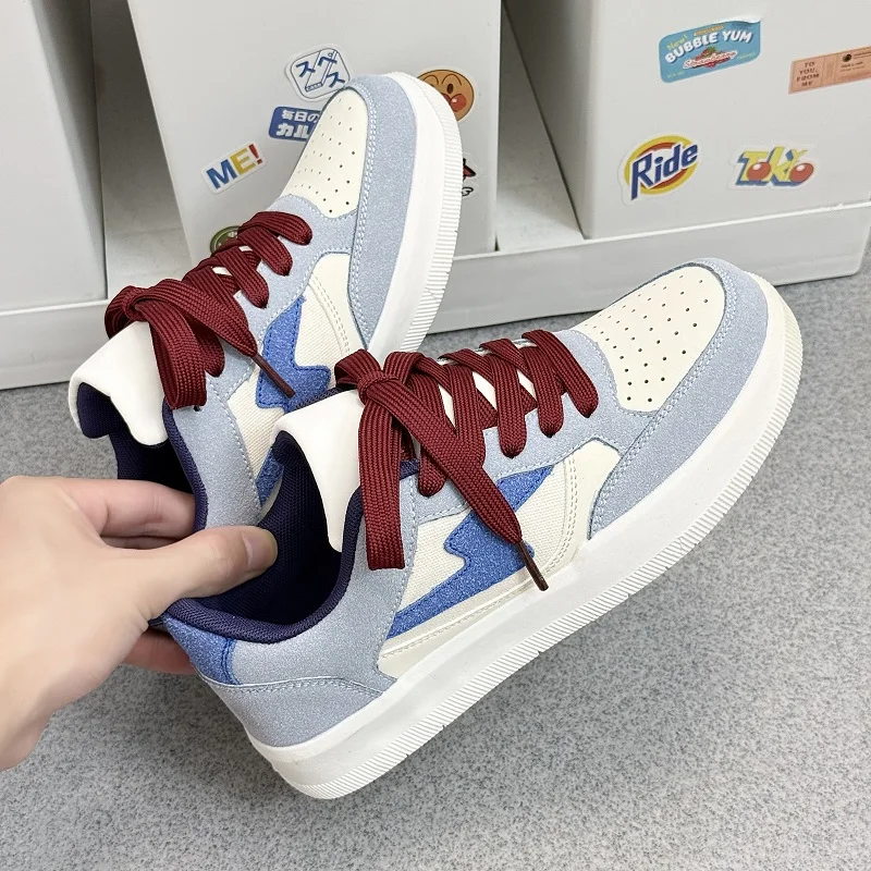 New trendy women's board shoes, student fashion board shoes, trendy shoes for couples
New trendy women's board shoes, student fashion board shoes, trendy shoes for couples