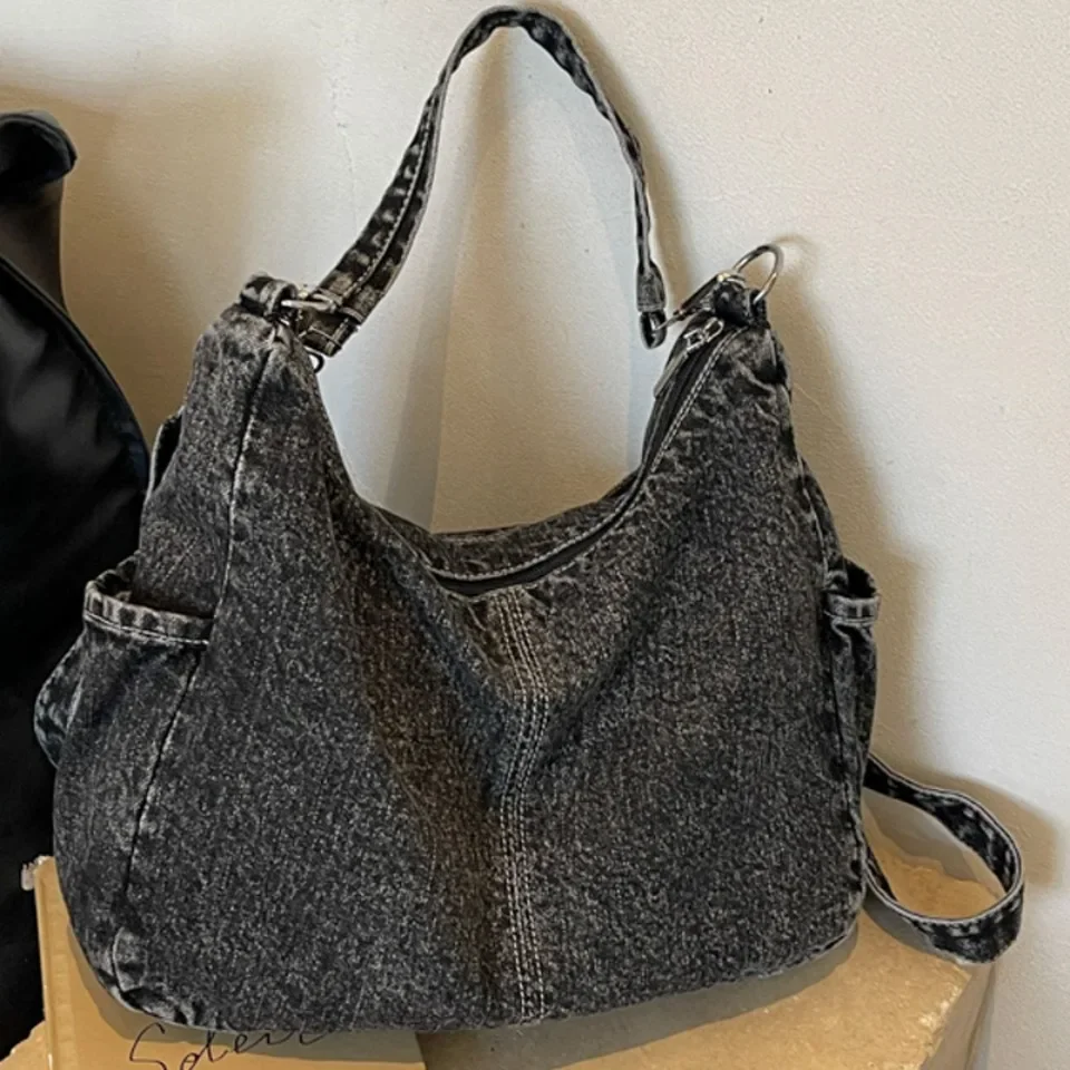 Casual Denim Shoulder Bag Simple Portable large Capacity Retro Crossbody Bag New Fashion Tote Bag For Sale
Casual Denim Shoulder Bag Simple Portable large Capacity Retro Crossbody Bag New Fashion Tote Bag For Sale