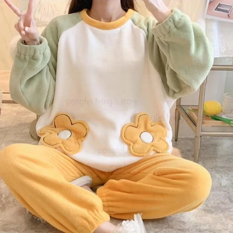 Thickened Fleece-Lined Warm Home Wear Set Coral Fleece Pajamas Women New Autumn Winter 2024 Cute Loungewear Pijama Mujer
Thickened Fleece-Lined Warm Home Wear Set Coral Fleece Pajamas Women New Autumn Winter 2024 Cute Loungewear Pijama Mujer