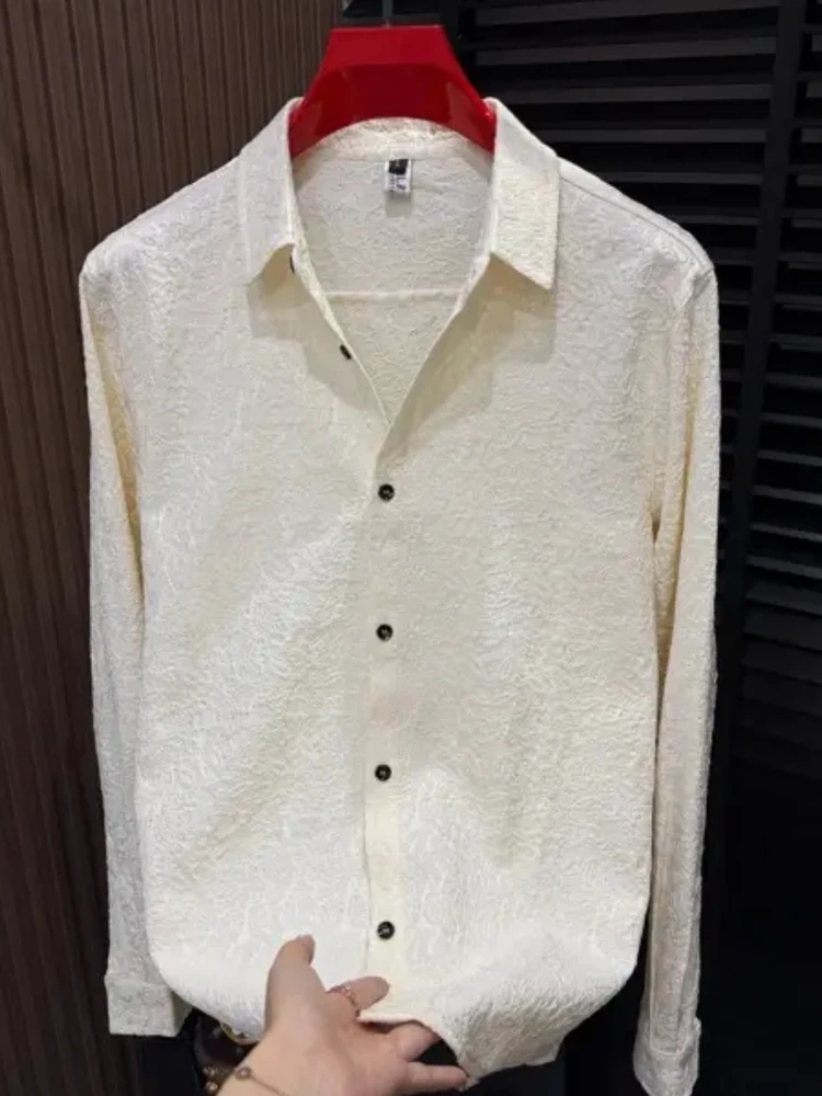 Осенняя новинка: мужская рубашка с длинным рукавом, воротником-стойкой, мягкая, удобная, модная, молодежная, трендовая, приталенного кроя, не требует глажки, китайское производство.
Осенняя новинка: мужская рубашка с длинным рукавом, воротником-стойкой, мягкая, удобная, модная, молодежная, трендовая, приталенного кроя, не требует глажки, китайское производство.