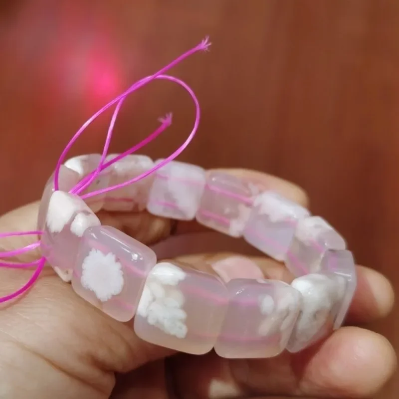 Natural Cherry Blossom Agate Hand Bracelet Agate Chalcedony Hand Square Fashion Versatile
Natural Cherry Blossom Agate Hand Bracelet Agate Chalcedony Hand Square Fashion Versatile