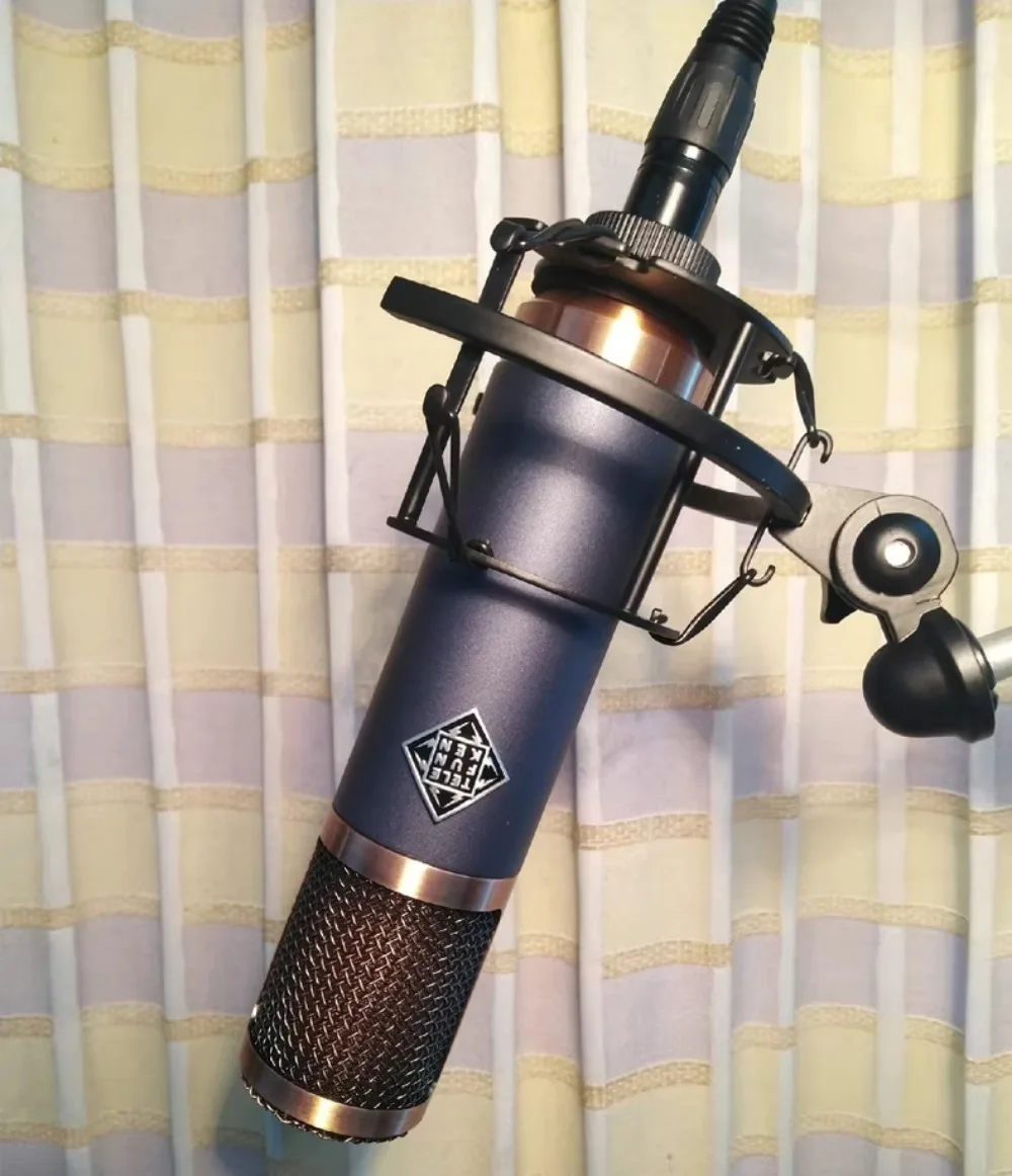 Professional condenser microphone, professional recording studio 48V ELAM-TF51 transistor microphone (modified)
Professional condenser microphone, professional recording studio 48V ELAM-TF51 transistor microphone (modified)