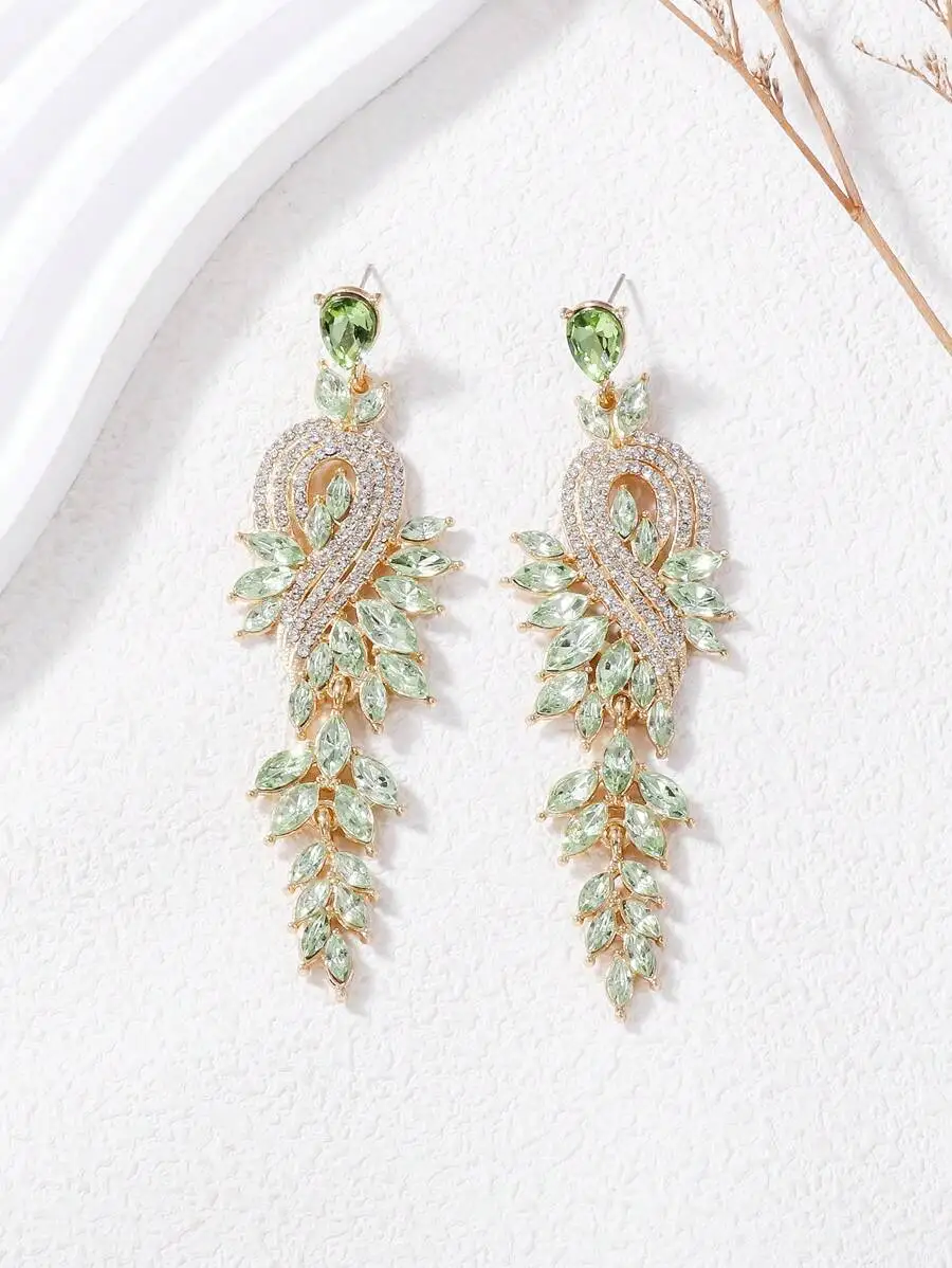 Exaggerated Green Crystal Leaf Drop Earrings For Women
Exaggerated Green Crystal Leaf Drop Earrings For Women