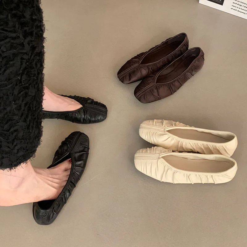 BOMENDUI Women Ballet Flats Shoes 2026 New Comfortable Pleated Loafers Women Shallow Soft Ballerina Female Shoes Fashion Mujer
BOMENDUI Women Ballet Flats Shoes 2026 New Comfortable Pleated Loafers Women Shallow Soft Ballerina Female Shoes Fashion Mujer