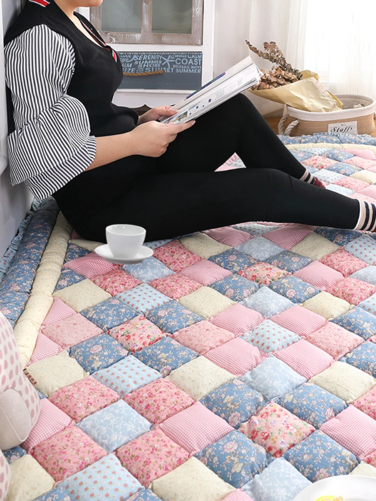 Cushion Comfortable Anti-slip Cotton Pure Pastoral Patchwork Household Carpet Bedroom Full of Bed Side Crawling Tatami Floor Mat
Cushion Comfortable Anti-slip Cotton Pure Pastoral Patchwork Household Carpet Bedroom Full of Bed Side Crawling Tatami Floor Mat