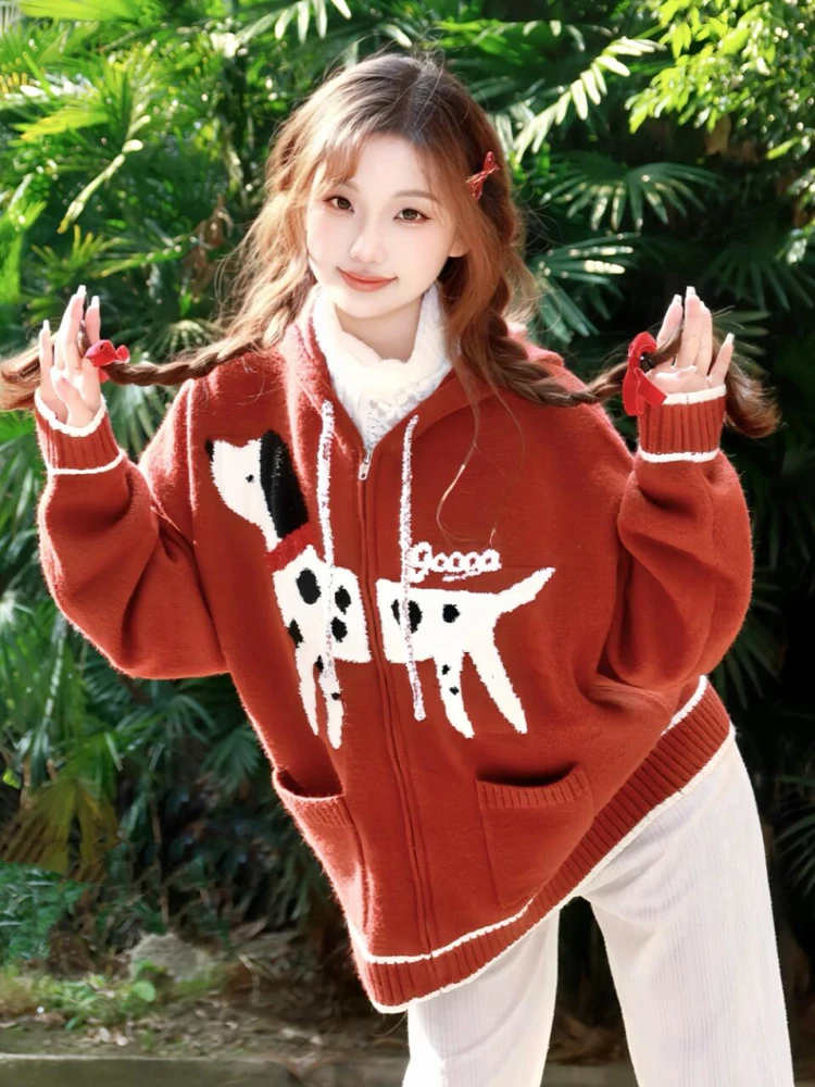 Red Knitted Loose Sweater Coat for Women Street Sle Winter Autumn Season Animal Pattern Embroidery Warmth Bearing Hooded Zi...
Red Knitted Loose Sweater Coat for Women Street Sle Winter Autumn Season Animal Pattern Embroidery Warmth Bearing Hooded Zi...