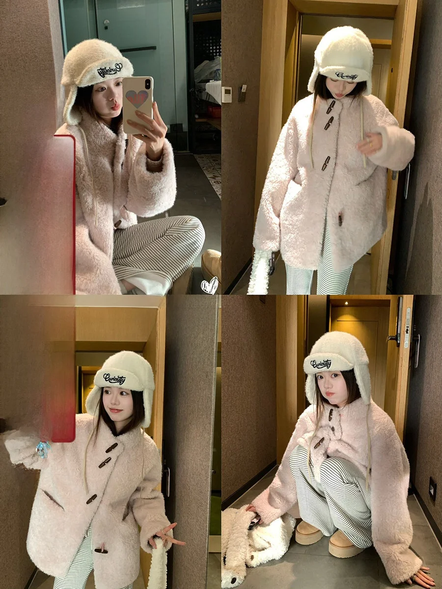 Women's Windproof Fce Lined Stand Collar Jaet Buttoned Cotton Coat Lamb Fur Trimmed Long Sve Thiened Casual Coat
Women's Windproof Fce Lined Stand Collar Jaet Buttoned Cotton Coat Lamb Fur Trimmed Long Sve Thiened Casual Coat