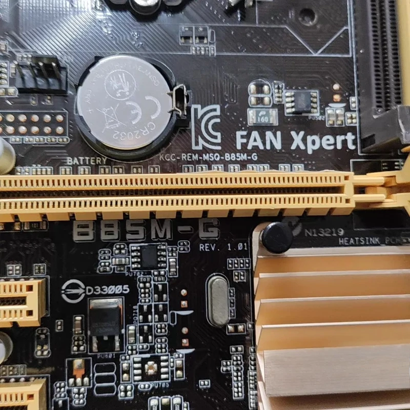 Used B85M-G Micro ATX Motherboard LGA1150 Support 4th Gen Intel Core DDR3 RAM Desktop Mainboard for ASUS
Used B85M-G Micro ATX Motherboard LGA1150 Support 4th Gen Intel Core DDR3 RAM Desktop Mainboard for ASUS
