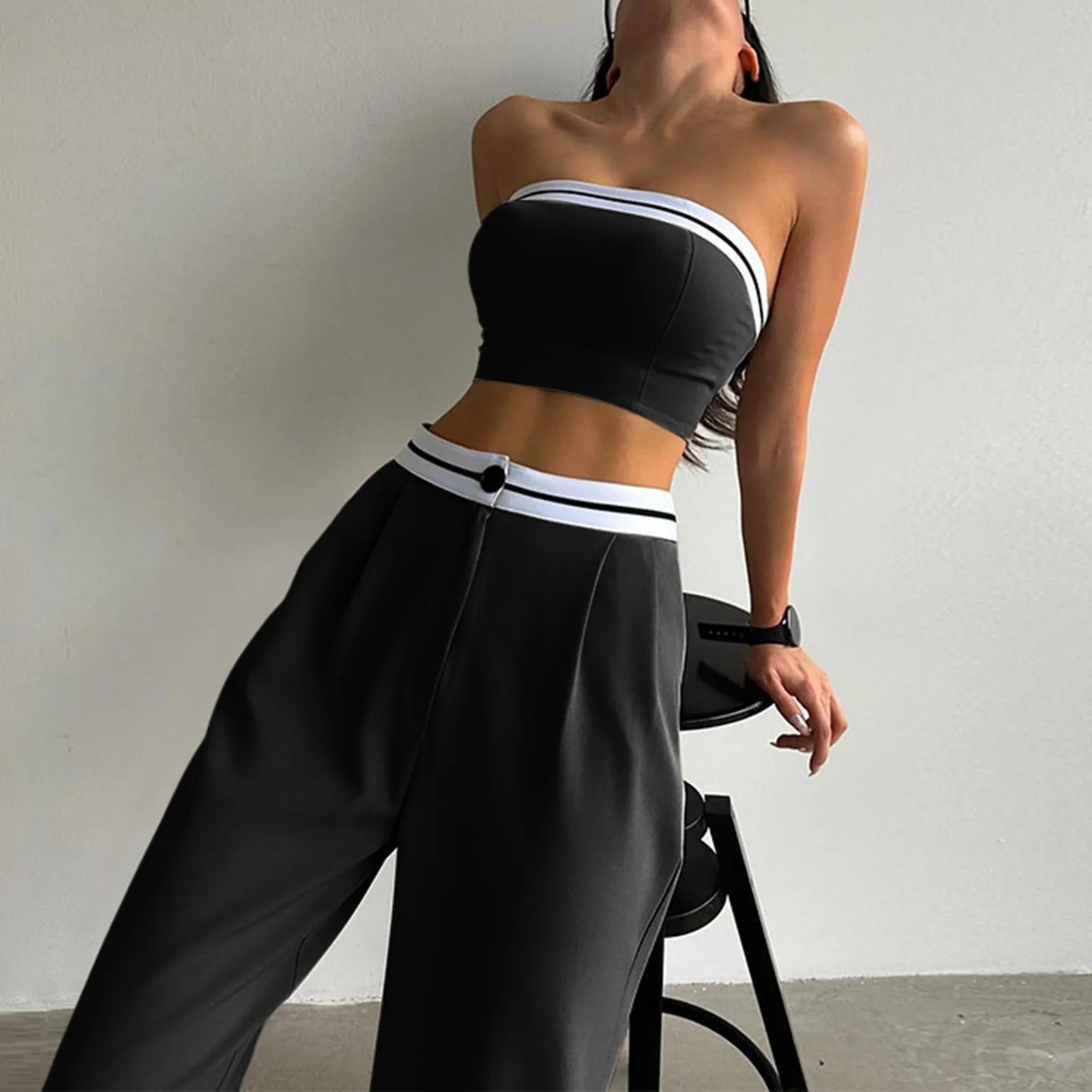 Women's Two-Piece Solid Color Sleeveless Vest Bra&buttoned Pants Summer Sexy Set Summer Tank Top+High Waist Wide Leg Sets
Women's Two-Piece Solid Color Sleeveless Vest Bra&buttoned Pants Summer Sexy Set Summer Tank Top+High Waist Wide Leg Sets