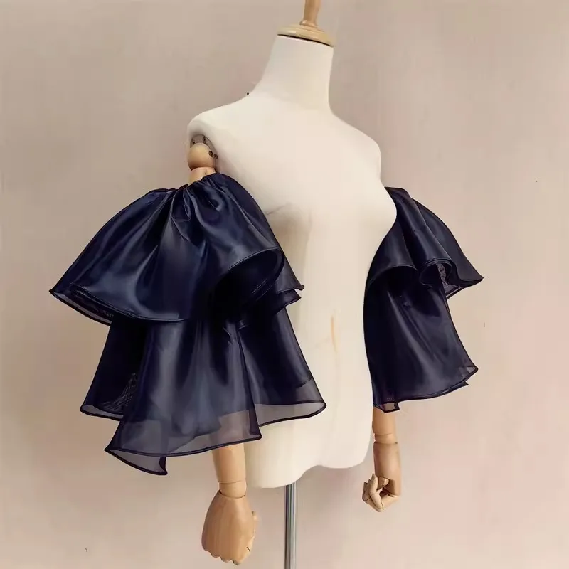 Women's Elegant Designer Puff White Black Arm Sleeve Female Vintage Photography Formal Dress Performance Party Glove R606
Women's Elegant Designer Puff White Black Arm Sleeve Female Vintage Photography Formal Dress Performance Party Glove R606