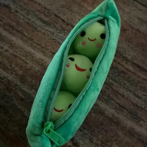 25CM Pea Pod Plush Toy Cute Cartoon Pea Plush Peasecod Stuffed Dolls Toys for Children Christmas Birthday Gift