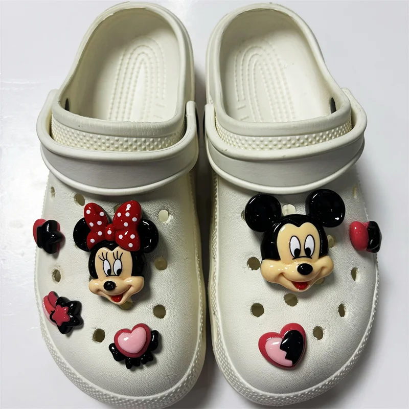 Набор обуви MINISO с изображением Микки и Минни Disney, подвески для сабо, сандалий, DIY, из смолы, рождественские милые Мультяшные Фотообои
Набор обуви MINISO с изображением Микки и Минни Disney, подвески для сабо, сандалий, DIY, из смолы, рождественские милые Мультяшные Фотообои