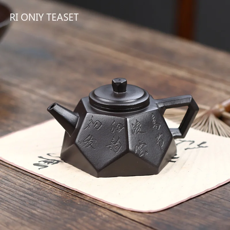 220ml Chinese Yixing Purple Clay Teapots Tradition Handmade Zisha Tea Pot Beauty Tea Infuser Kettle Teaware Tea Ceremony Gifts
220ml Chinese Yixing Purple Clay Teapots Tradition Handmade Zisha Tea Pot Beauty Tea Infuser Kettle Teaware Tea Ceremony Gifts