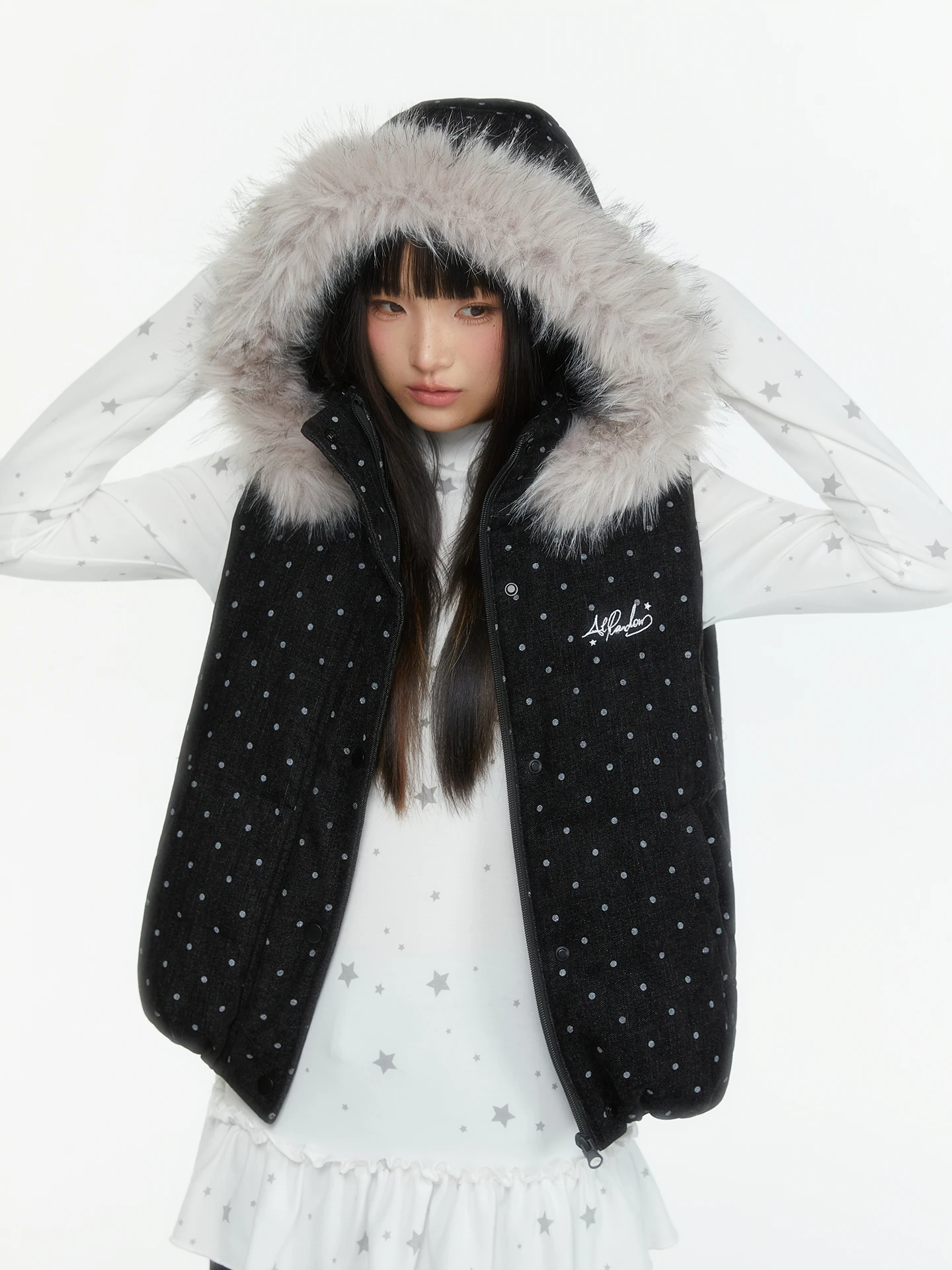 Съемная шапка с вышивкой в горошек, многослойный хлопковый жилет из ткани с меховым воротником, смесь полиэстера для поездок на работу
Съемная шапка с вышивкой в горошек, многослойный хлопковый жилет из ткани с меховым воротником, смесь полиэстера для поездок на работу