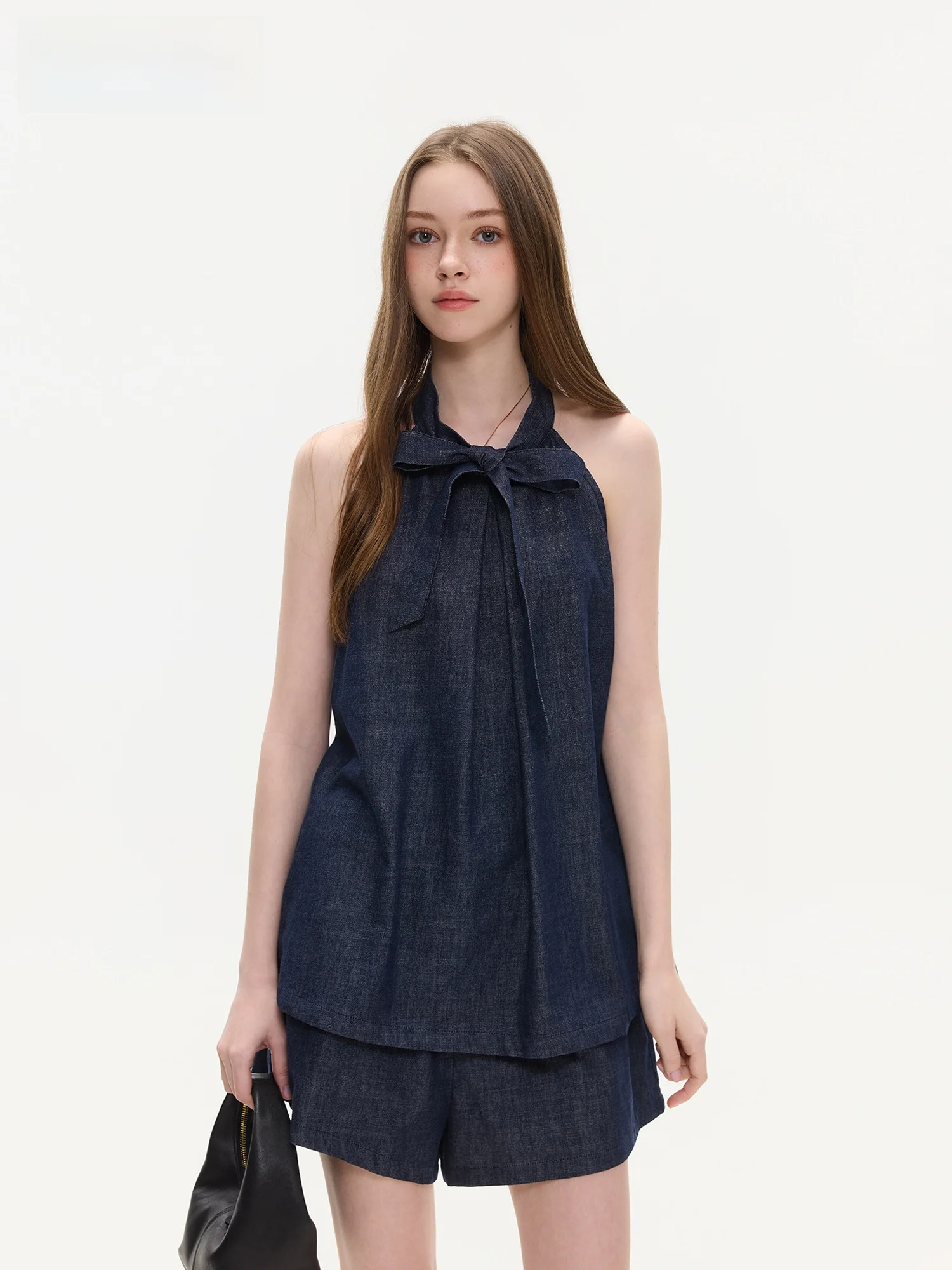 Ikyou Women's Denim Neck Hanging Vest Shorts Two-Piece Set Breathable Loose Slimming Summer Fashion Casual Outfit Cotton
Ikyou Women's Denim Neck Hanging Vest Shorts Two-Piece Set Breathable Loose Slimming Summer Fashion Casual Outfit Cotton