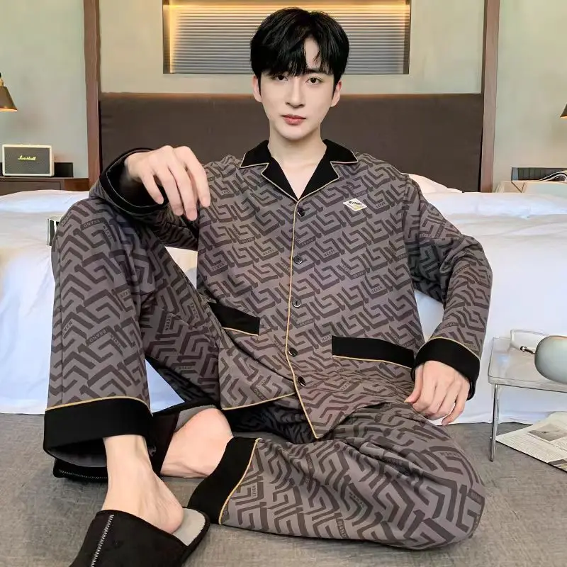 Men's Plus-Size Pajamas, High-Quality Casual Suits That Can Be Worn Outside, Spring and Autumn Long-Sleeved Loungewear Sets
Men's Plus-Size Pajamas, High-Quality Casual Suits That Can Be Worn Outside, Spring and Autumn Long-Sleeved Loungewear Sets