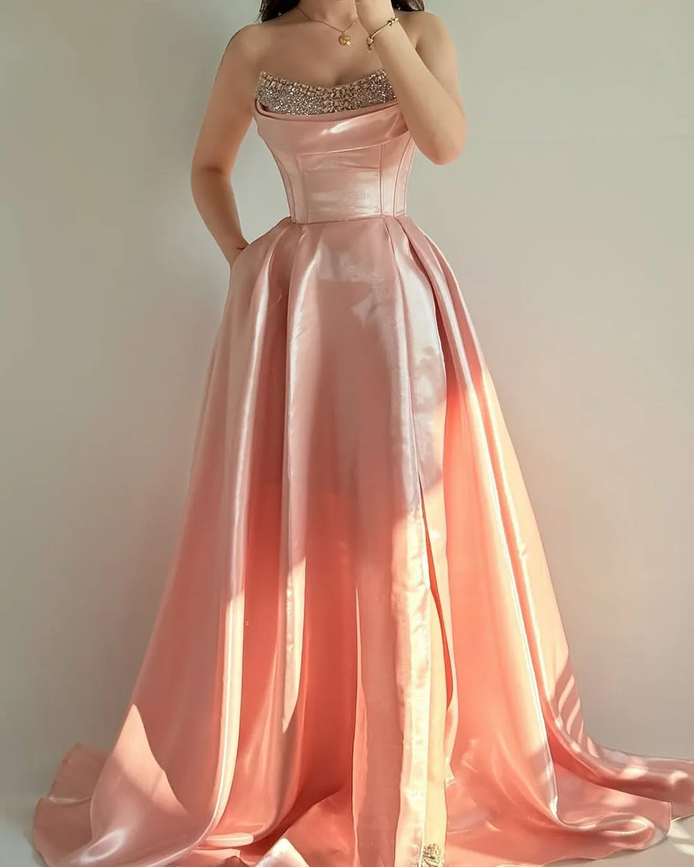 Msikoods Customized Pink Satin Prom Dress Strapless Corset Party Gown Beaded Brithday Guest Women's A Line Formal Evening Dress
Msikoods Customized Pink Satin Prom Dress Strapless Corset Party Gown Beaded Brithday Guest Women's A Line Formal Evening Dress