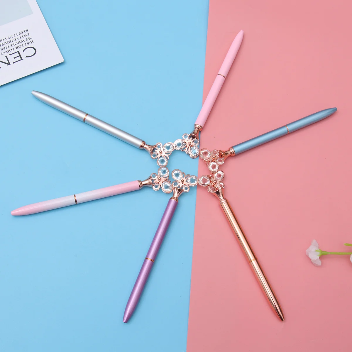 Набор из 6 шариковых ручек с декором для женщин, разноцветные, для рукописного ввода и творчества
Набор из 6 шариковых ручек с декором для женщин, разноцветные, для рукописного ввода и творчества