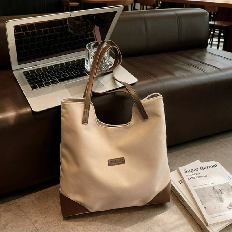 Trendy Casual Shoulder Bags for Women Lightweight Handle Bag Fashionable Versatile Texture Storage Bags for College Students
Trendy Casual Shoulder Bags for Women Lightweight Handle Bag Fashionable Versatile Texture Storage Bags for College Students