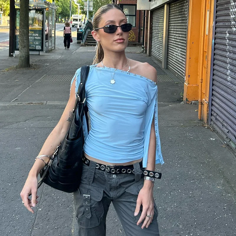 TARUXY Irregular Slanted Collar T-Shirt Women's Fashion Hook Clasp Waist Cinching Street Sexy Top 2026 Summer New Casual T-Shirt
TARUXY Irregular Slanted Collar T-Shirt Women's Fashion Hook Clasp Waist Cinching Street Sexy Top 2026 Summer New Casual T-Shirt