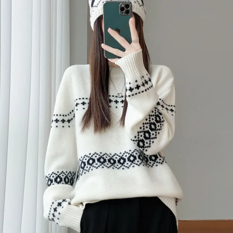 Женский дизайнерский жаккардовый лоскутный свитер, осень-зима, новый свободный ленивый стиль, универсальный базовый слой, пуловер с круглым вырезом, топ
Женский дизайнерский жаккардовый лоскутный свитер, осень-зима, новый свободный ленивый стиль, универсальный базовый слой, пуловер с круглым вырезом, топ
