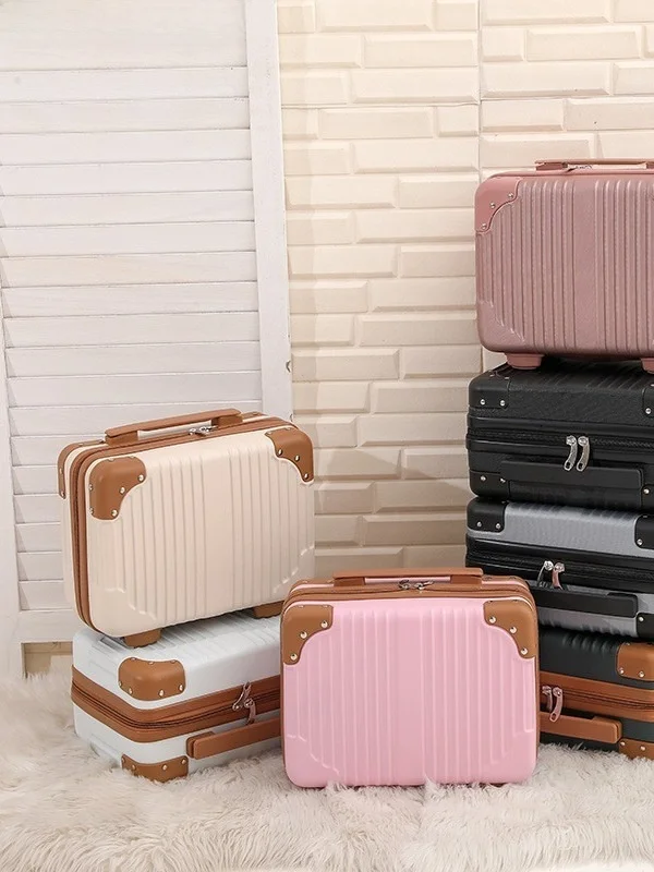 Большая портативная коробка для электронных устройств ярких цветов, коробка с паролем, женская сумка, чехол для хранения, 4-дюймовый 6-дюймовый чемодан для ручной клади
Большая портативная коробка для электронных устройств ярких цветов, коробка с паролем, женская сумка, чехол для хранения, 4-дюймовый 6-дюймовый чемодан для ручной клади