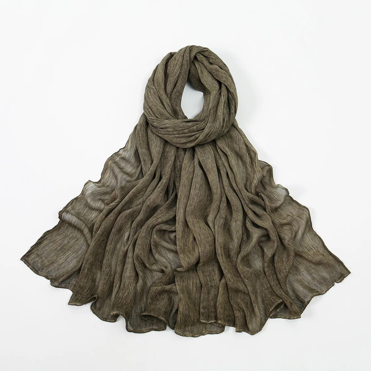 Сплошной цвет шифоновый шелковый шарф из искусственного шелка для женщин, простая шаль, повязка на голову, модный платок, шарф на шею, аксессуар, палантины, исламские
Сплошной цвет шифоновый шелковый шарф из искусственного шелка для женщин, простая шаль, повязка на голову, модный платок, шарф на шею, аксессуар, палантины, исламские